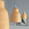 Lámpara colgante de cerámica Vaso y acabados metálicos - Imagen 14